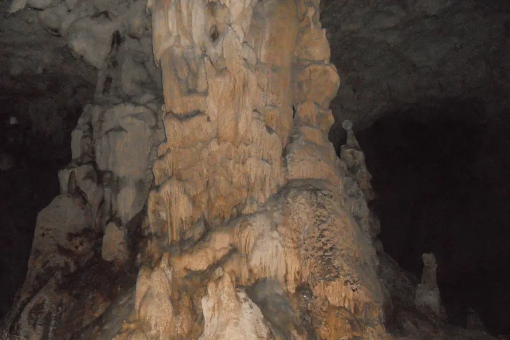 Caves Albania - Black Cave